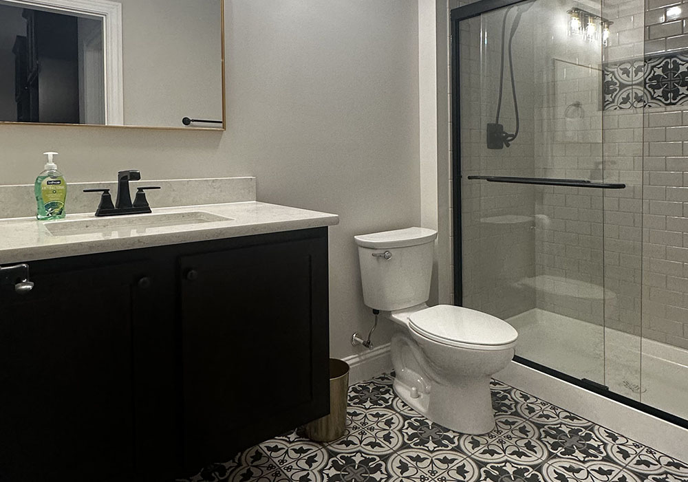 Bathroom   ♦   Glen Carbon, Illinois